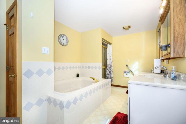 148 BAY CIR, Earleville, MD 21919