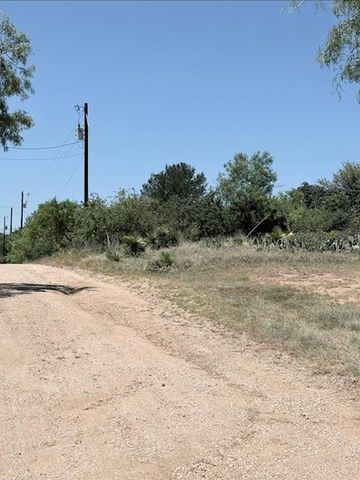 417 Rosehill DR, Granite Shoals, TX 78654