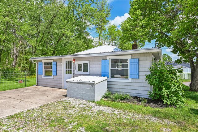 109 Beacon Light Lane, Buckeye Lake, OH 43008