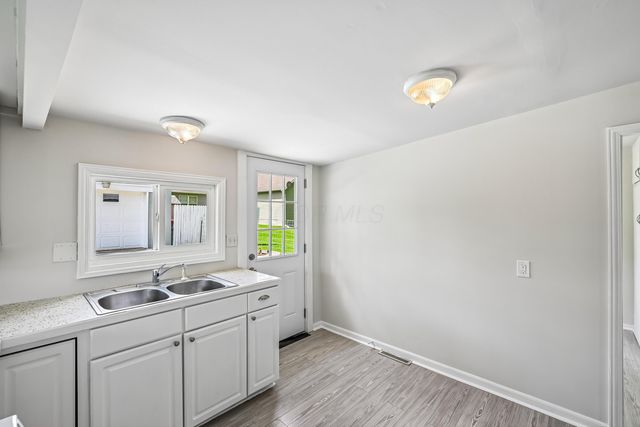 109 Beacon Light Lane, Buckeye Lake, OH 43008