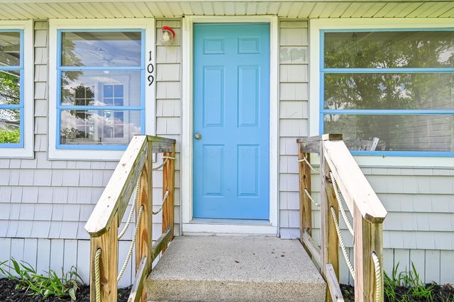 109 Beacon Light Lane, Buckeye Lake, OH 43008