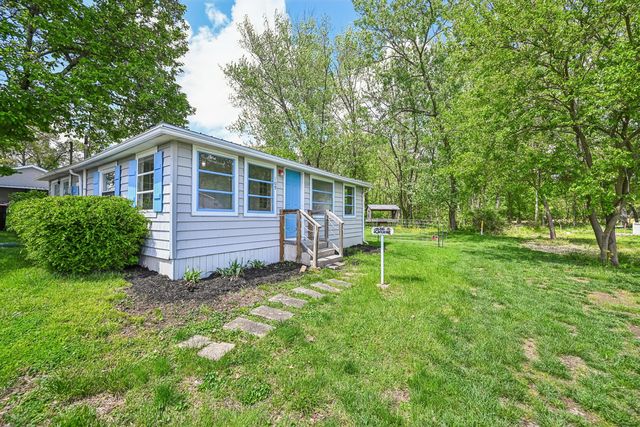 109 Beacon Light Lane, Buckeye Lake, OH 43008