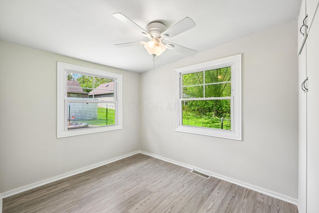109 Beacon Light Lane, Buckeye Lake, OH 43008
