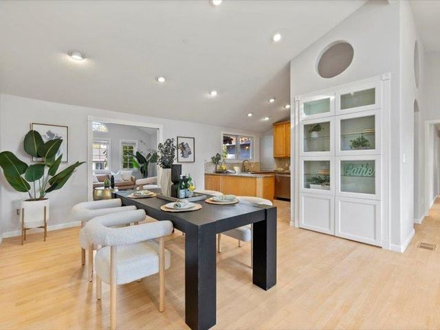 18255 McCoy Ave, Saratoga, CA 95070