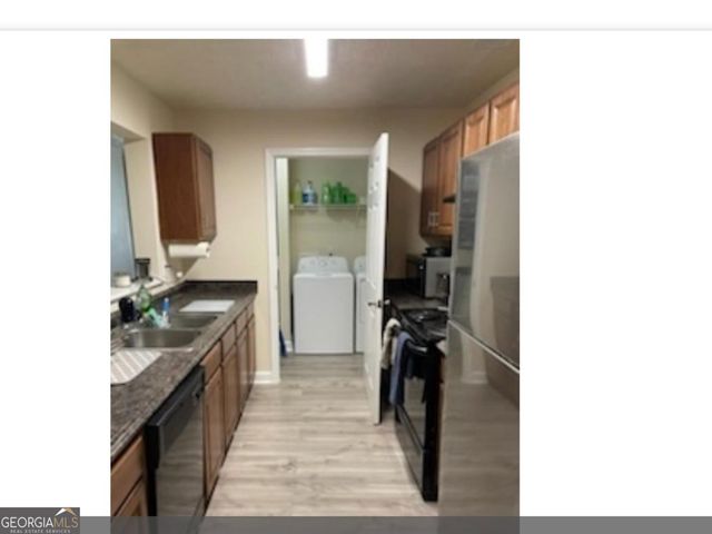 13204 Fairington Ridge Circle, Lithonia, GA 30038