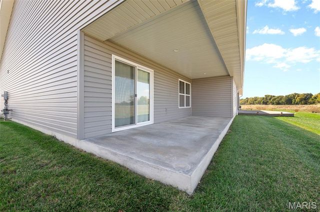 2001 Serenade, Troy, IL 62294