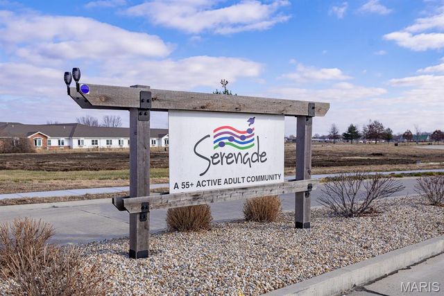 2001 Serenade, Troy, IL 62294