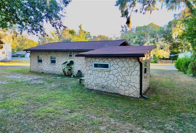 18713 CHARLOTTE AVENUE, Brooker, FL 32622