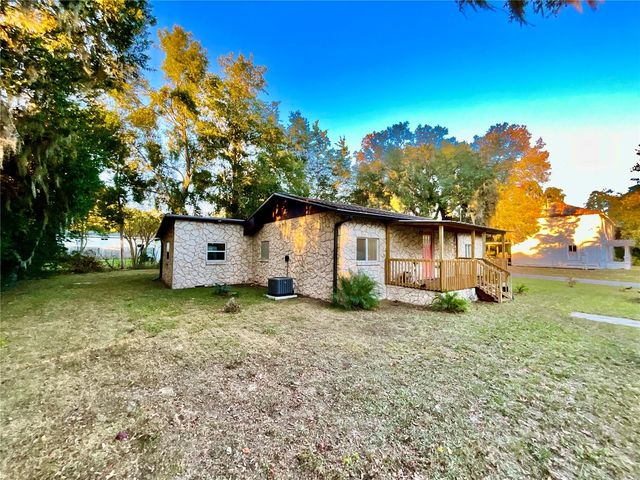 18713 CHARLOTTE AVENUE, Brooker, FL 32622