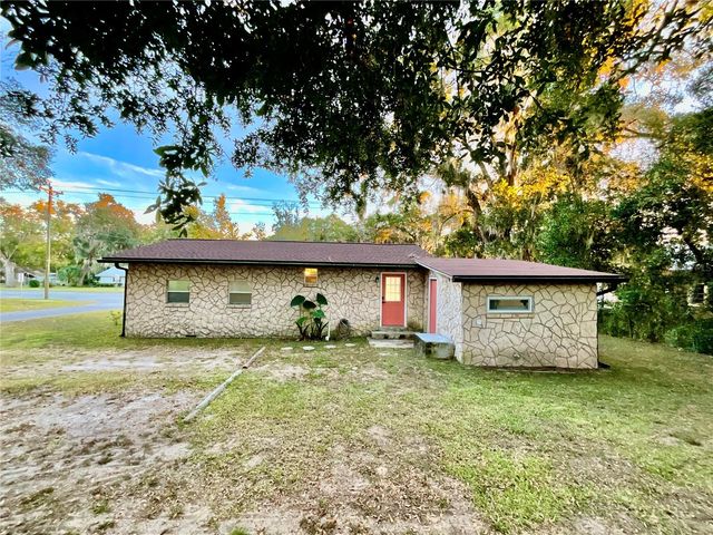 18713 CHARLOTTE AVENUE, Brooker, FL 32622