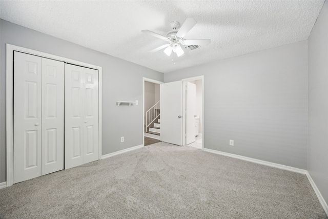 207 E Harwood Road 14, Euless, TX 76039