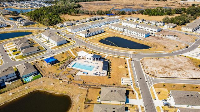 564 PRESTON COVE DRIVE, St Cloud, FL 34771