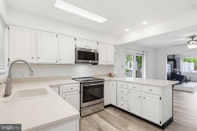 3893 COTTER DR, Edgewater, MD 21037