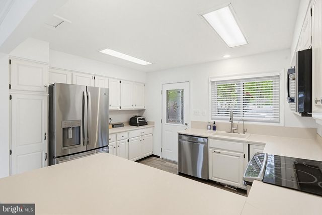 3893 COTTER DR, Edgewater, MD 21037