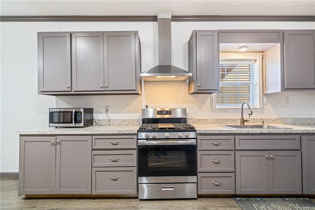 1205 10th St, Corpus Christi, TX 78404