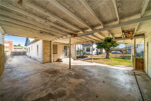 1205 10th St, Corpus Christi, TX 78404