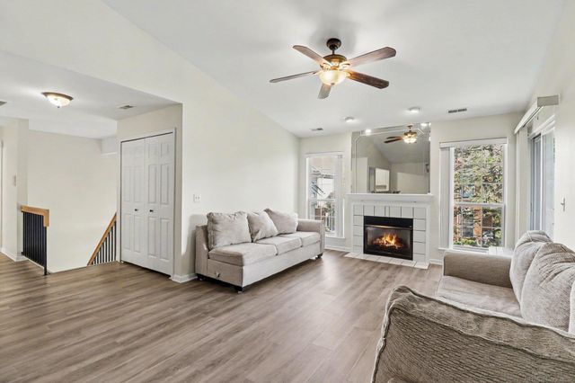 52328 Heatherstone Avenue, Macomb Twp, MI 48042