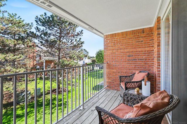 52328 Heatherstone Avenue, Macomb Twp, MI 48042