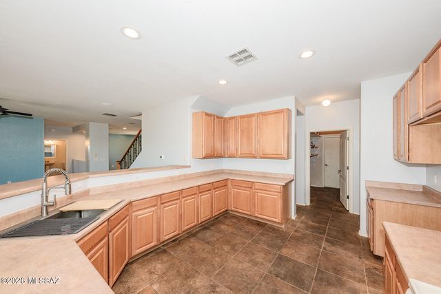671 E Sterling Canyon Drive, Vail, AZ 85641