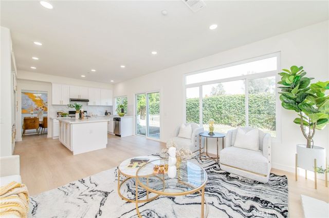 6541 Los Osos, Rancho Cucamonga, CA 91701