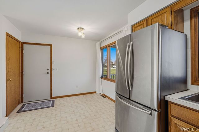 1340 Whitehaven Road, Grand Island, NY 14072
