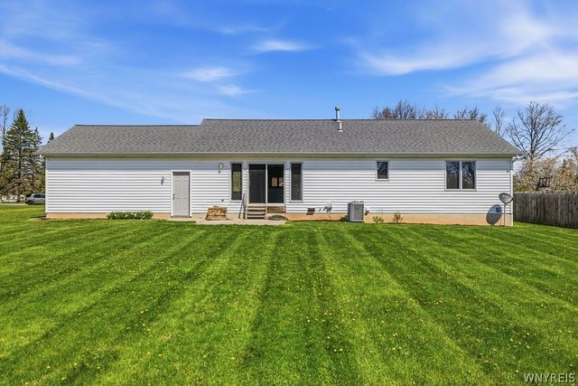 1340 Whitehaven Road, Grand Island, NY 14072