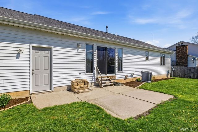 1340 Whitehaven Road, Grand Island, NY 14072