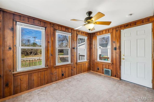 2045 Bainbridge Drive, St Louis, MO 63133