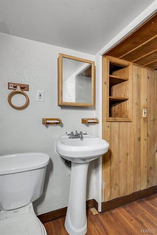 2045 Bainbridge Drive, St Louis, MO 63133