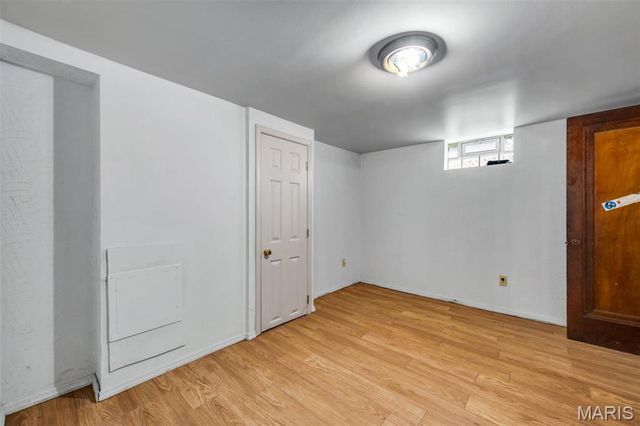 2045 Bainbridge Drive, St Louis, MO 63133