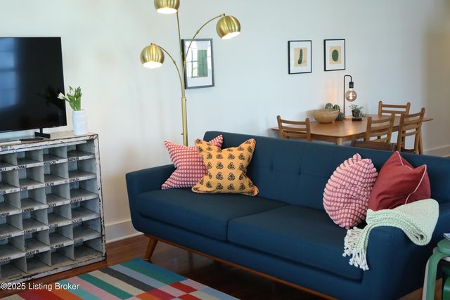 2041 Payne St, Louisville, KY 40206