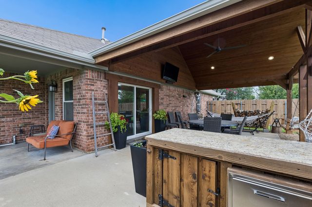 13724 Trail Break Drive, Fort Worth, TX 76052