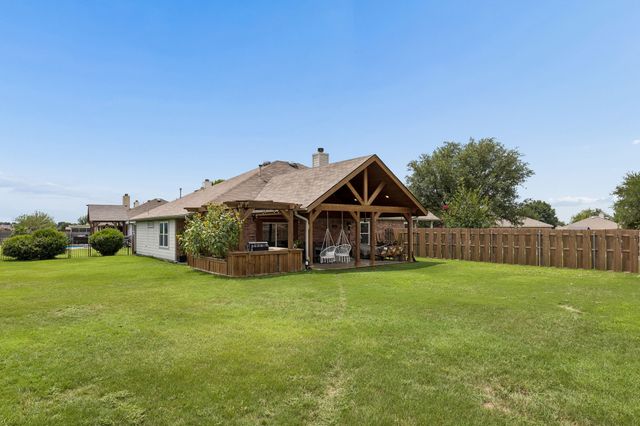 13724 Trail Break Drive, Fort Worth, TX 76052