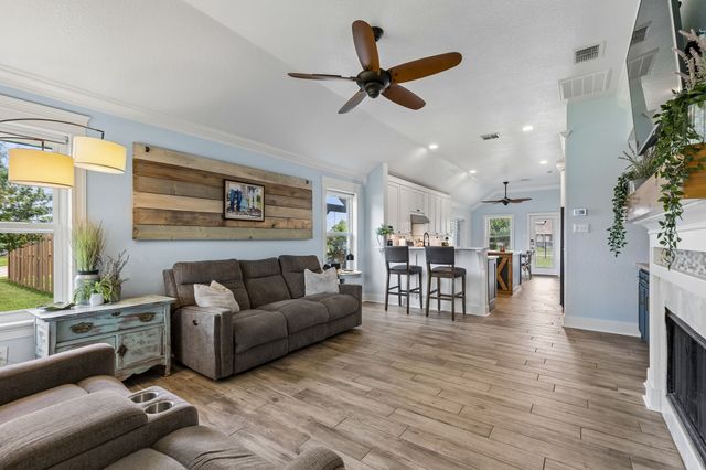 13724 Trail Break Drive, Fort Worth, TX 76052