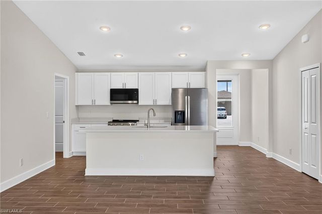 1131 NW 14th TER, Cape Coral, FL 33993