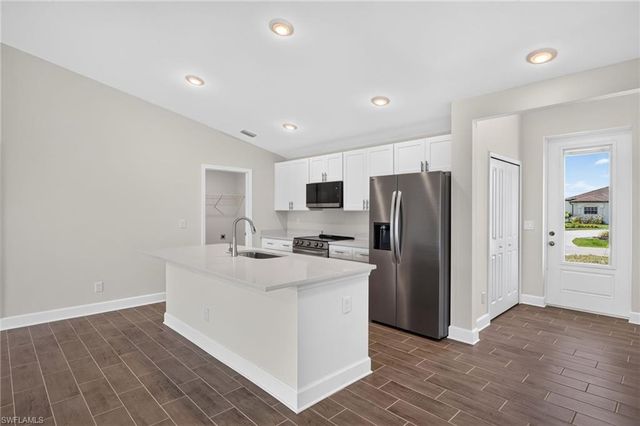 1131 NW 14th TER, Cape Coral, FL 33993