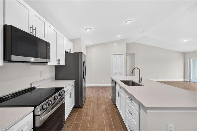 1131 NW 14th TER, Cape Coral, FL 33993