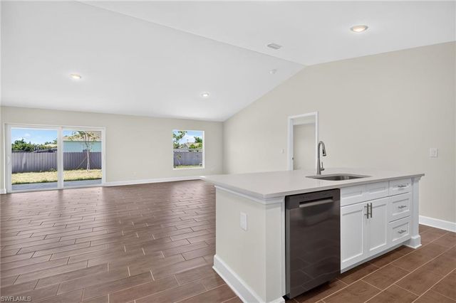 1131 NW 14th TER, Cape Coral, FL 33993