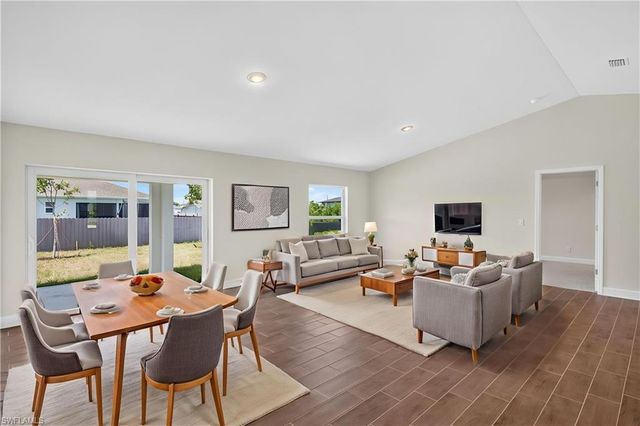1131 NW 14th TER, Cape Coral, FL 33993