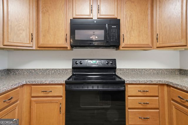 12 Whispering Pines Road NE, Rome, GA 30161