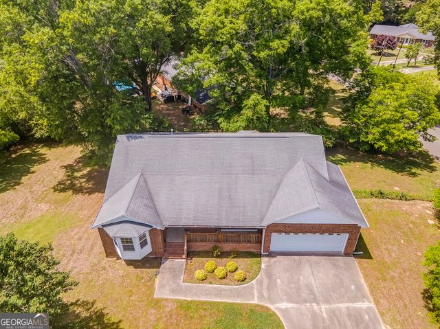 12 Whispering Pines Road NE, Rome, GA 30161
