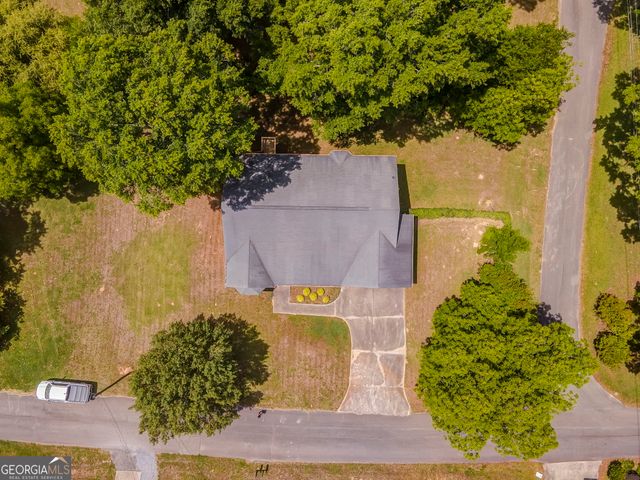 12 Whispering Pines Road NE, Rome, GA 30161