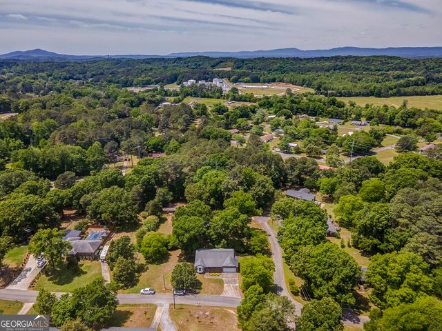 12 Whispering Pines Road NE, Rome, GA 30161