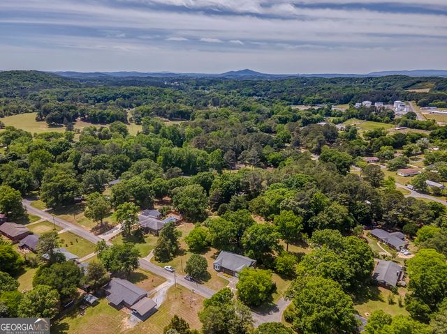 12 Whispering Pines Road NE, Rome, GA 30161