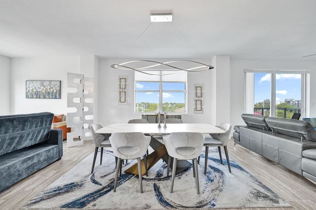 236 SE 5th Avenue 312, Delray Beach, FL 33483
