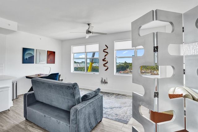 236 SE 5th Avenue 312, Delray Beach, FL 33483