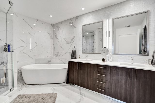 236 SE 5th Avenue 312, Delray Beach, FL 33483