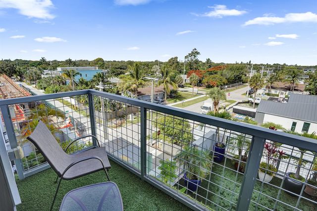 236 SE 5th Avenue 312, Delray Beach, FL 33483