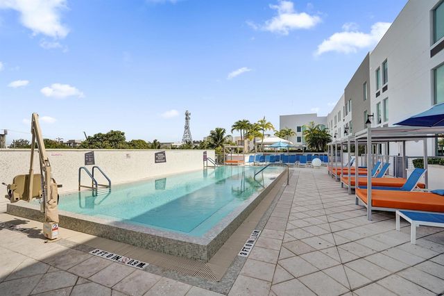 236 SE 5th Avenue 312, Delray Beach, FL 33483