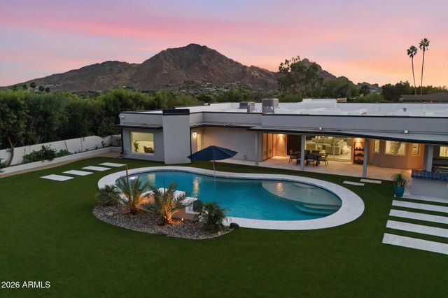 6737 N 60TH Street, Paradise Valley, AZ 85253